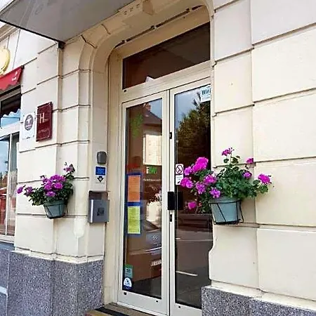 Le Rallye Hotel